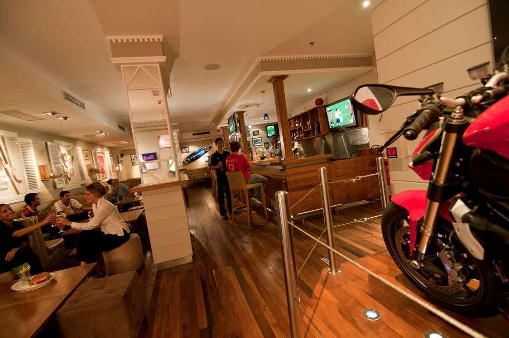 Hennessy Park Hotel 4*